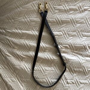 Marc Jacobs Black Leather Shoulder Strap with Gold Clasps